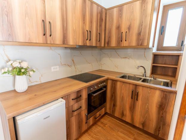 Roel Apartments Saranda Extérieur photo