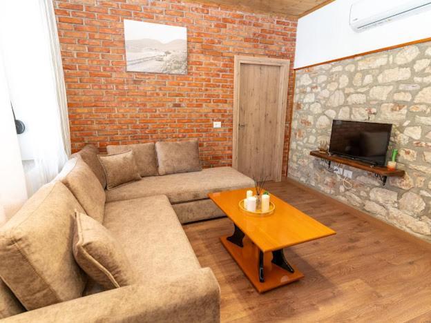 Roel Apartments Saranda Extérieur photo