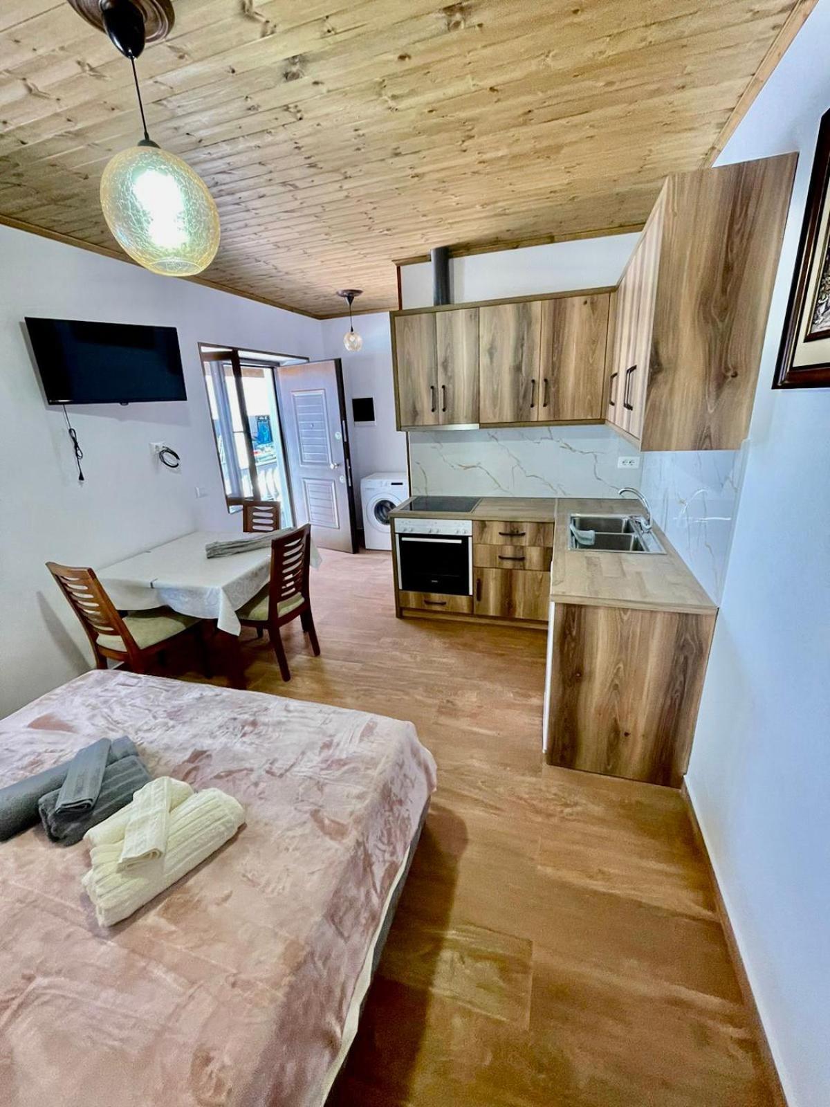 Roel Apartments Saranda Extérieur photo